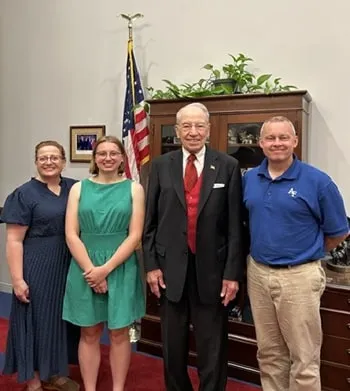 Grassley Greets Cass County Family in Washington