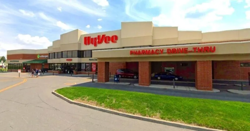 Class-action lawsuit alleges Hy-Vee has failed to pay overtime wages