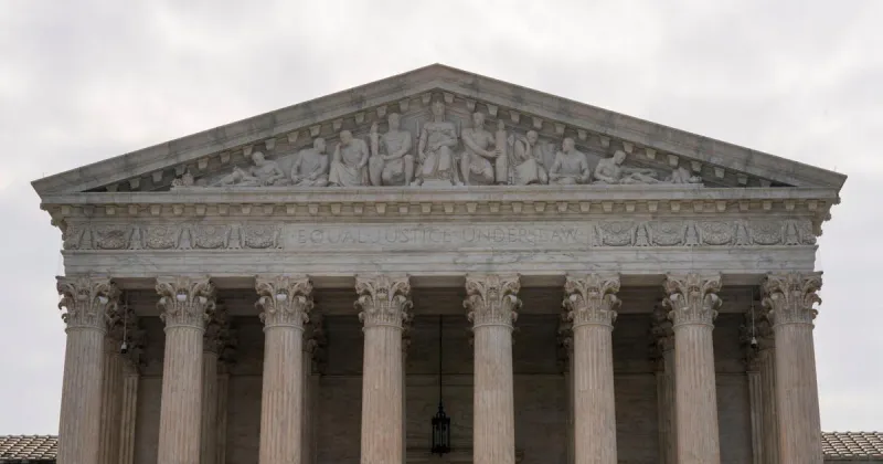 Supreme Court backs Trump's firing of FTC member, overturns precedent