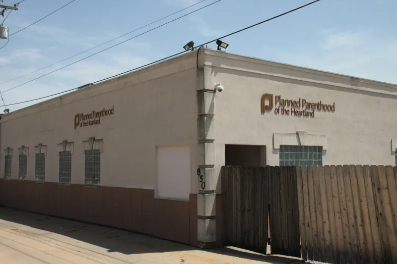 Planned Parenthood to close Iowa City Health Center - one of its last two clinics in the state
