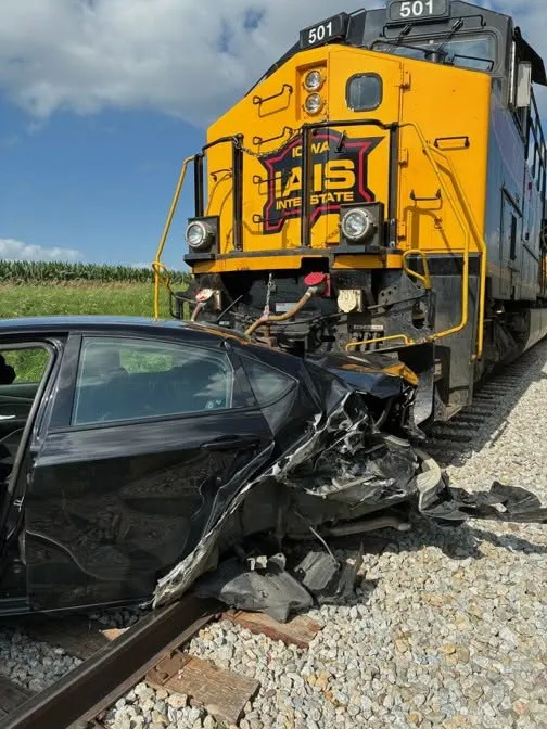 Marshalltown drivers involved in crash with train in Jasper County
