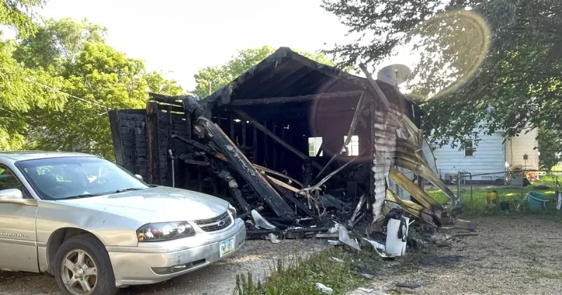 Early Monday fire destroys detached garage in Waterloo