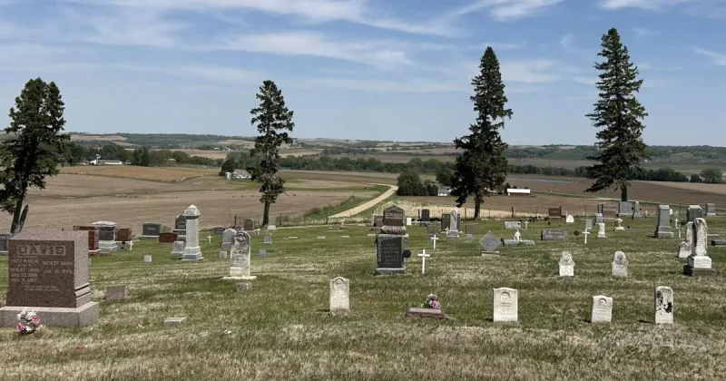 Tornado rips through Woodbury County, damaging headstones at cemetery