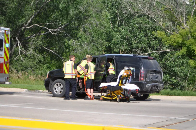 One injured in Monday crash on Kenyon Road Bridge