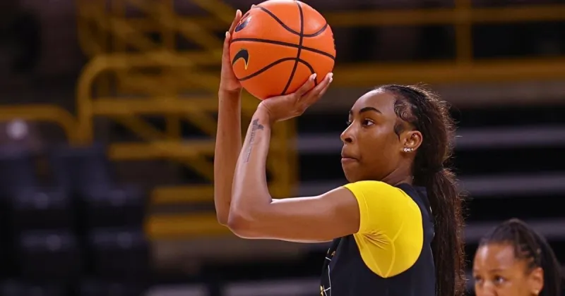 What Iowa women's basketball player did Hawkeye assistant call a 'sleeper'