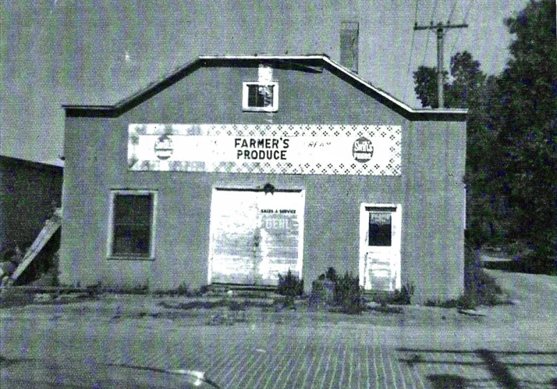 Snapshots of History by Mike Avitt