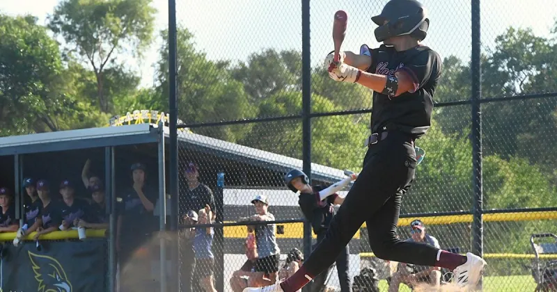 'He delivered': Western beats Emmetsburg on Kooima's 9th inning 2-RBI go-ahead hit
