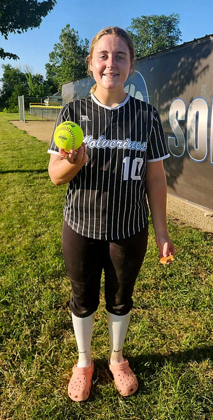SPORTS SHORTS: Mustangs' run done in by Dons