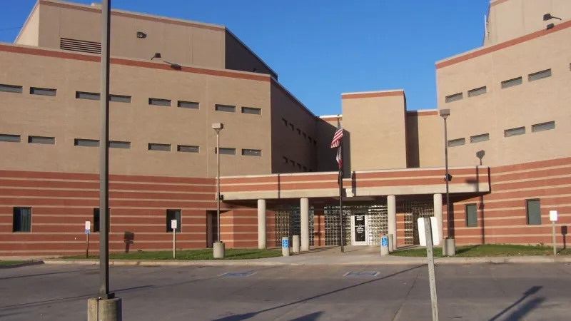 Six inmates charged with rioting at Black Hawk County Jail