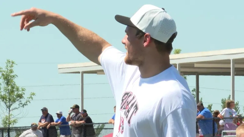 Cedar Falls native Jack Campbell brings Big Cat Lineman Camp back home