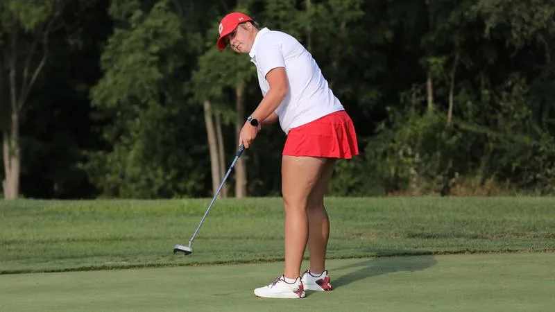 Dutch women's golf trio tabbed for scholar list