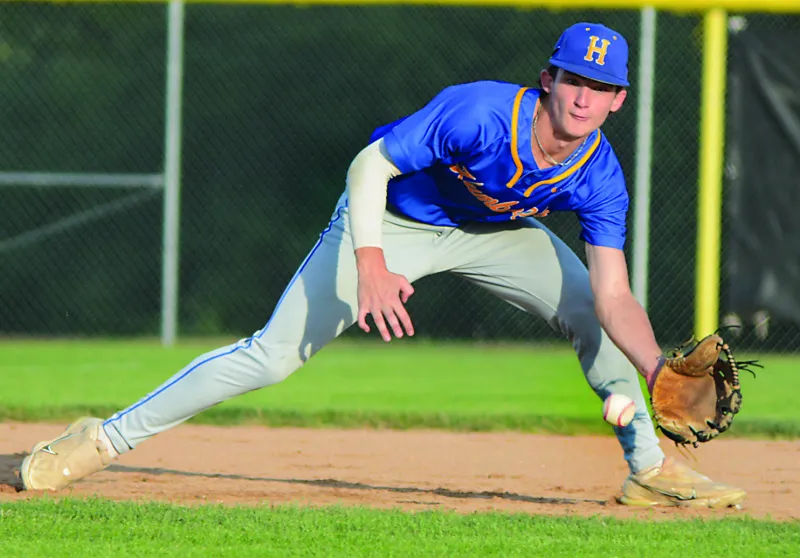 WSR sidelines Humboldt baseball team, 8-2
