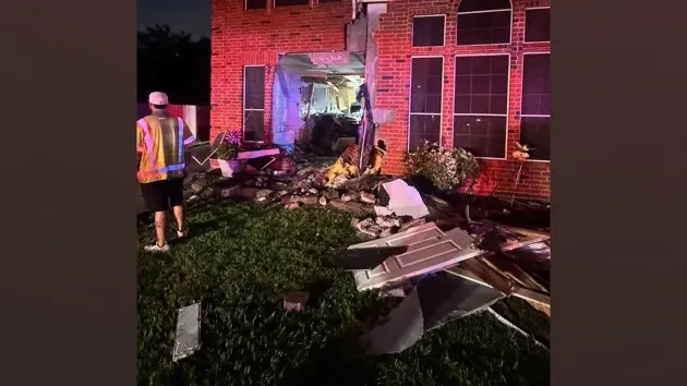 Driver in deadly Tesla crash pressed accelerator to 100% before hitting house: NTSB