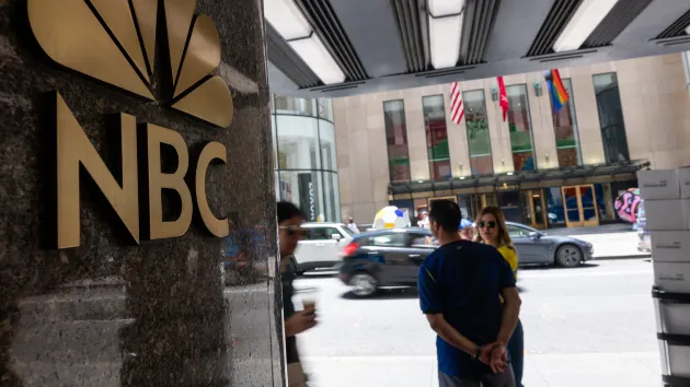 Man detained after sneaking into 30 Rock looking for 'Today' show host: Police
