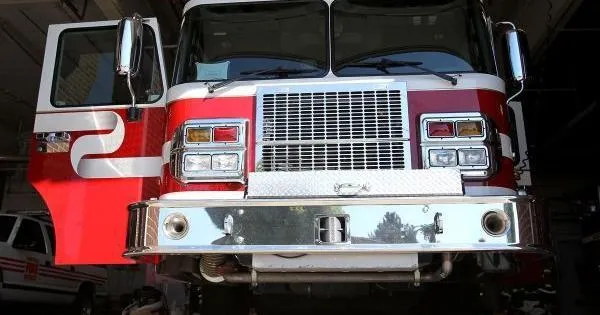 Firefighters extinguish blaze at Mason City residence Wednesday