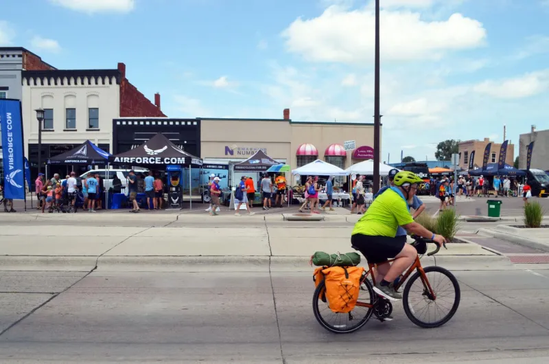 'Meeting Iowans on their home turf': RAGBRAI riders from all over the map descend on Onawa