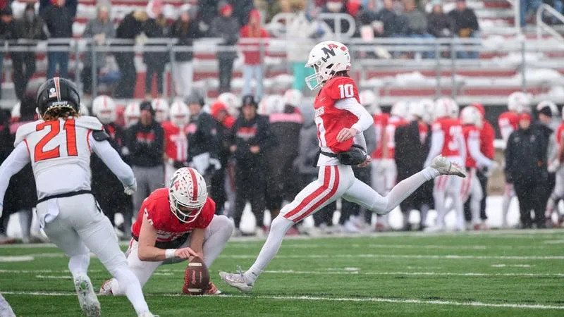 Bennett Nominated for Allstate AFCA Good Works Team