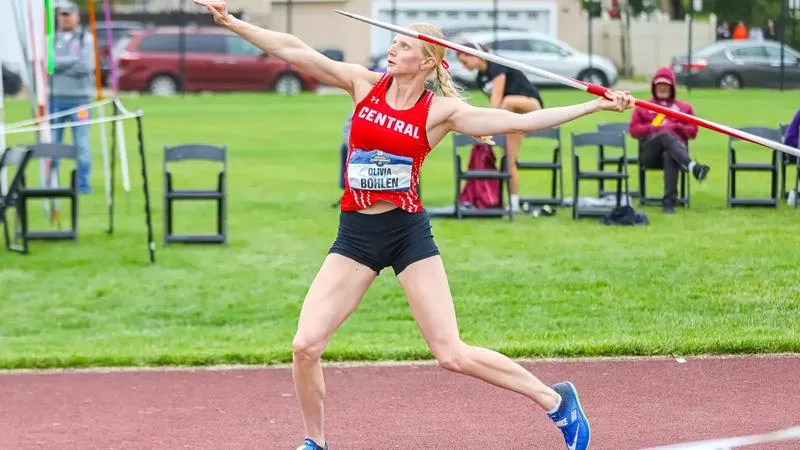 Bohlen headlines USTFCCCA Academic Awards for Central