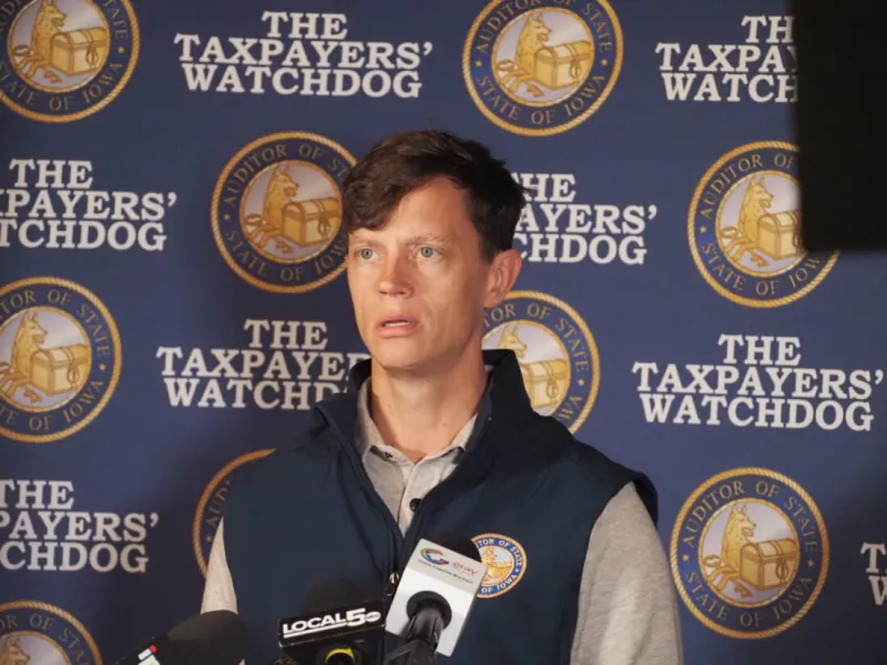 Sand outraises Lahn in latest reports; both received millions from party PACs