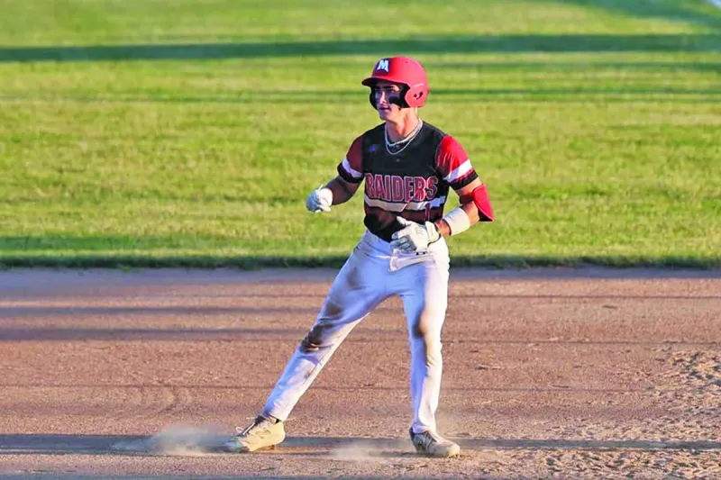 Half dozen Raiders named to POI All-Conference teams