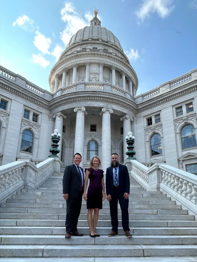 Iowa Senator Kara Warme completes prestigious Midwestern leadership institute