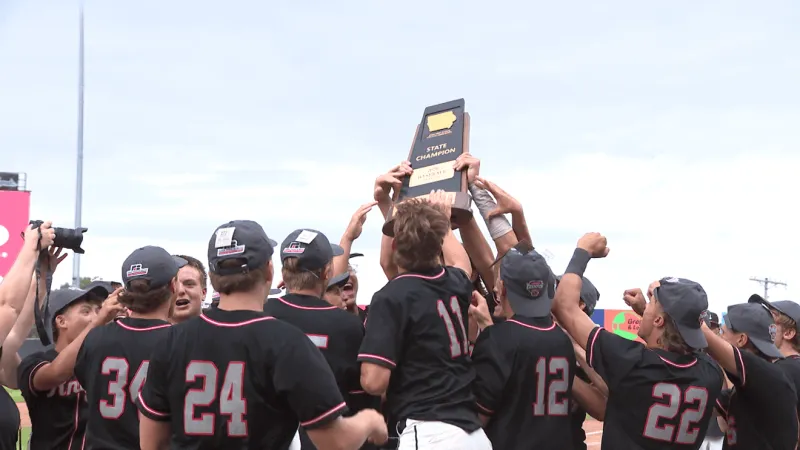 Assumption upsets Wahlert Catholic for 12th state title