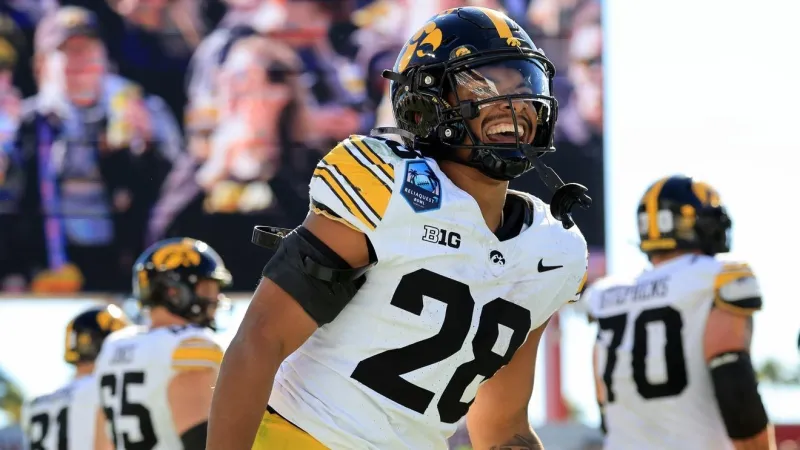 Hawkeye football ranks 8th in preseason Big Ten poll