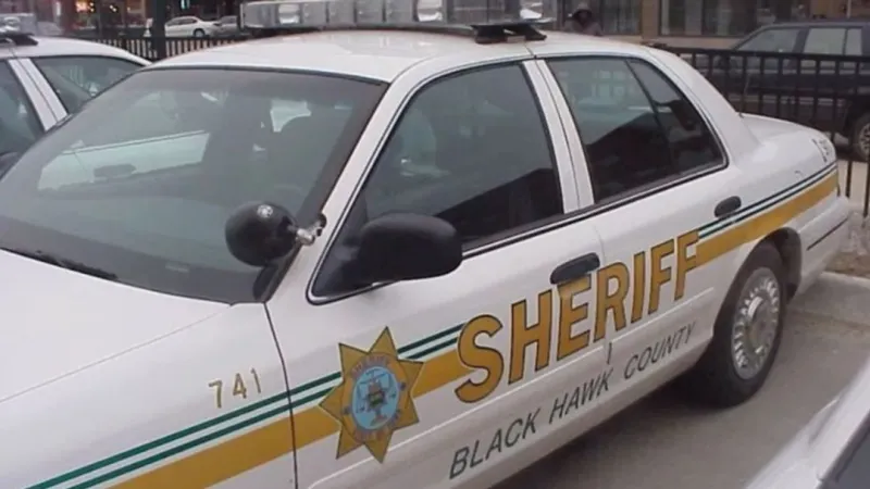 Eight hurt in weekend crash in Black Hawk County