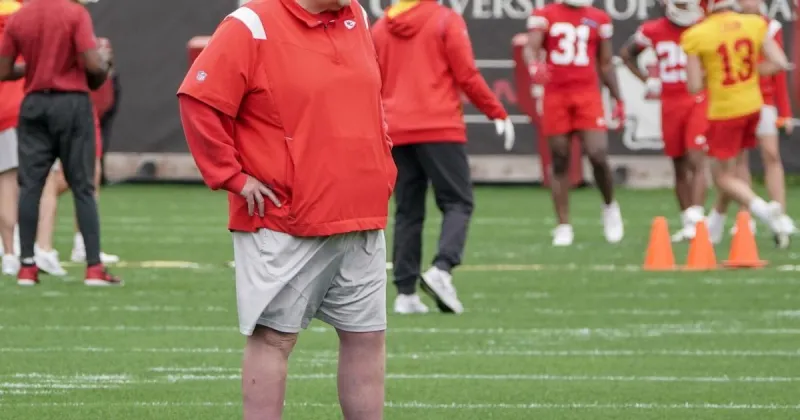 In Eric Bieniemy crisis, Andy Reid can offer more than most