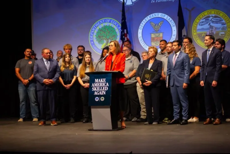 U.S. Department of Education approves the nation's first Workforce Pell Grant programin Iowa