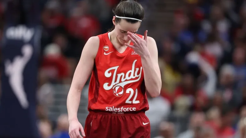 Caitlin Clark blames herself for missed free throws, late turnover in Fever's loss to Aces