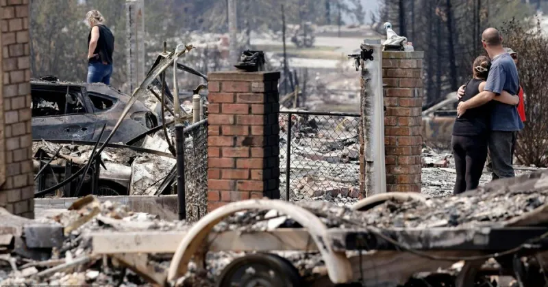 Crews battle almost 200 wildfires across US