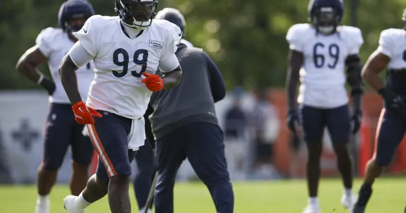 Column: Status of Chicago Bears defensive line is a bigger question than the banged-up secondary