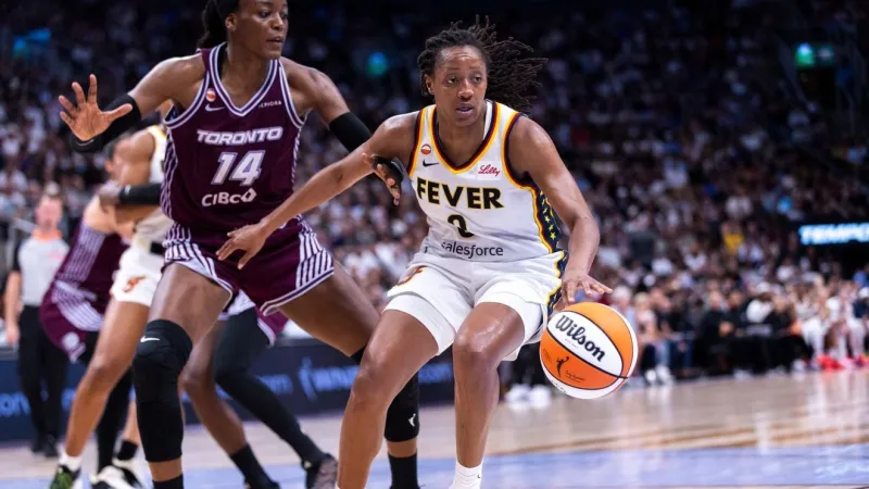 Fever's Kelsey Mitchell gets 'overheated' and sits out 4th quarter vs. Tempo