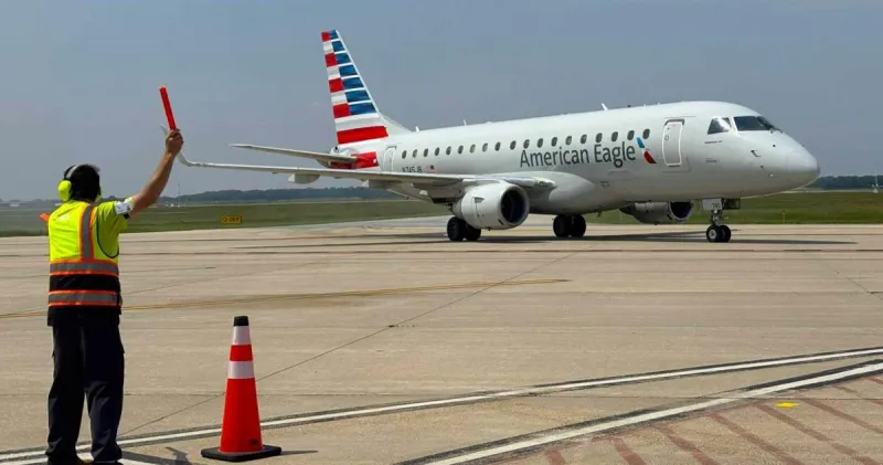 Waterloo airport to be closed Sept. 8-22 for runway construction