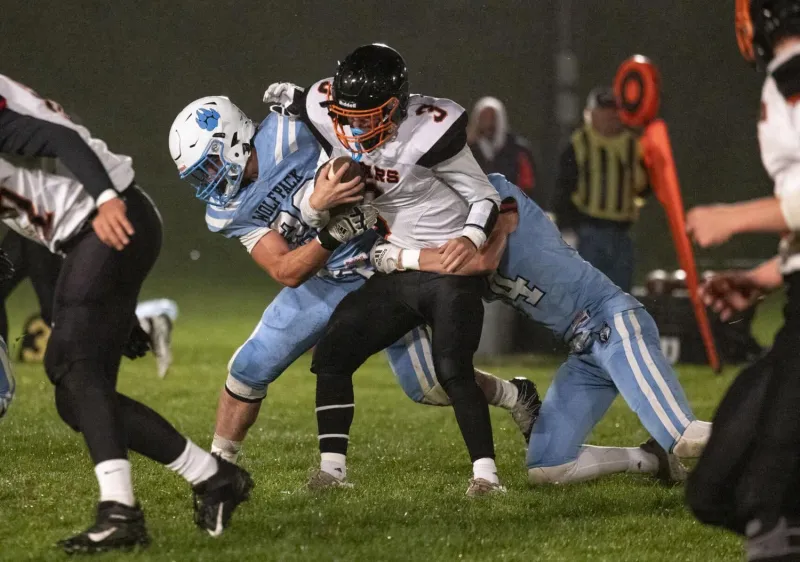 Return of several key performers boosts Laurel-Concord-Coleridge Bears