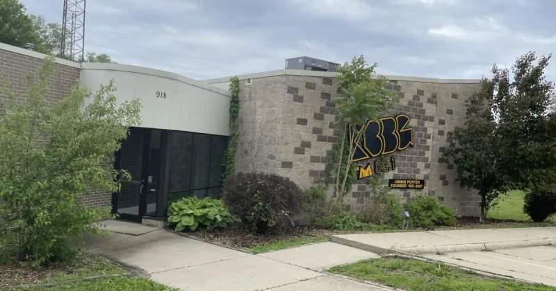 Judge declines to void sale of KBBG-FM building
