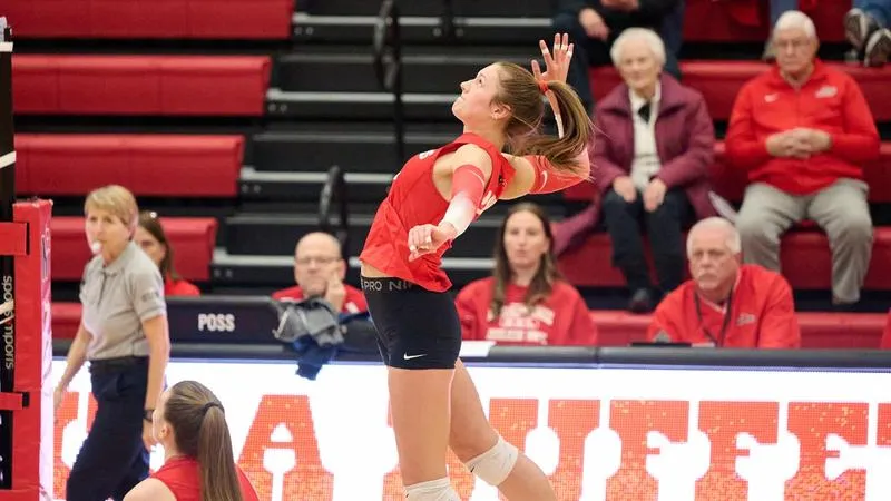 Northwestern Opens Season with Reverse Sweep as Part of 2-0 Outing