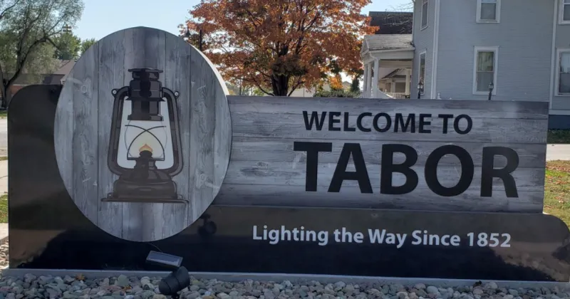 Former Tabor police chief defends himself in recent council meeting