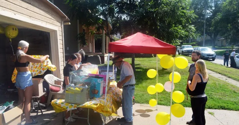Sioux City supports mother and daughter after lemonade stand robbery attempt