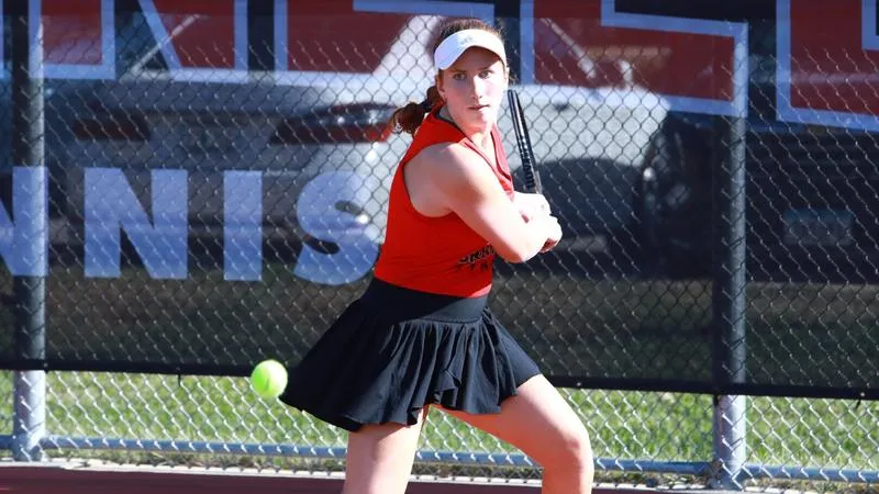 Grinnell women's tennis team blanks American Rivers preseason favorite in season opener