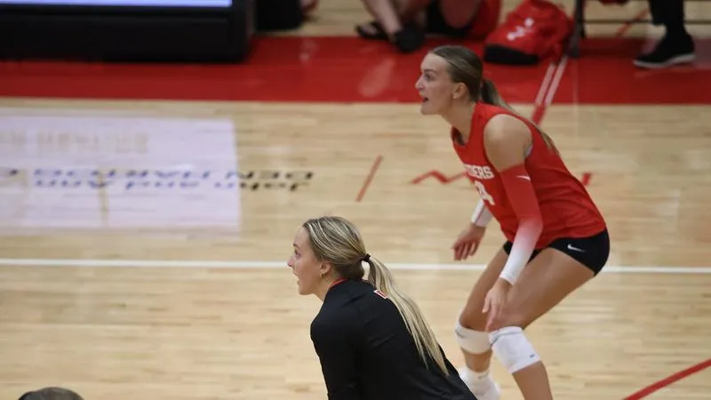 Raiders Complete Weekend of Ranked Wins with a Sweep