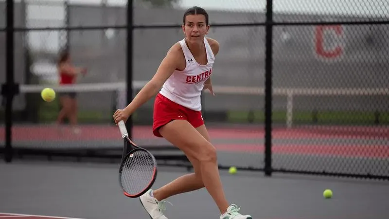 Central clears Monmouth women's tennis team