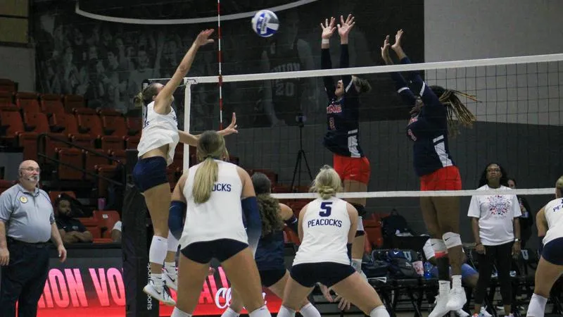 Peacocks head to Sioux Falls to face top-tier competition