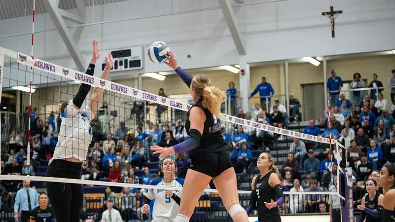 Loras Drops Home Opener to Monmouth College in Straight Sets
