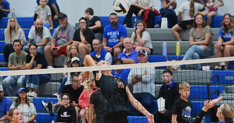 High school volleyball: Class D-2 No. 4 L-C-C puts away Ponca in straight sets behind all-state trio