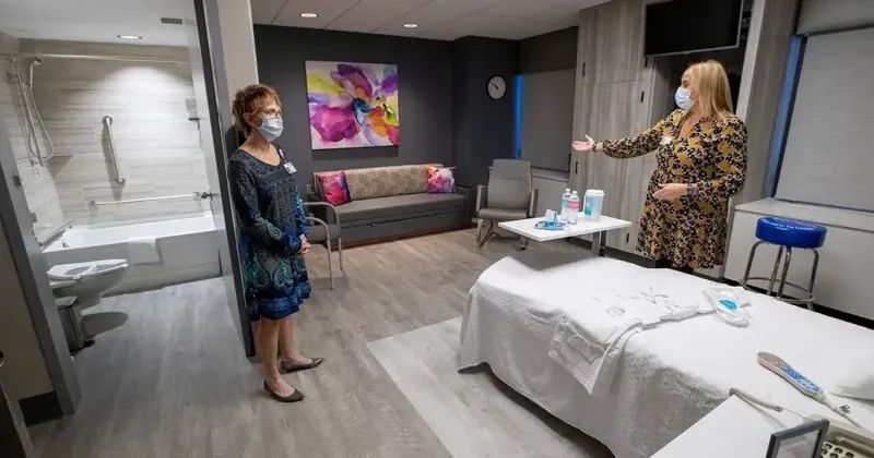 CHI Health Mercy Council Bluffs marks closing of maternity center