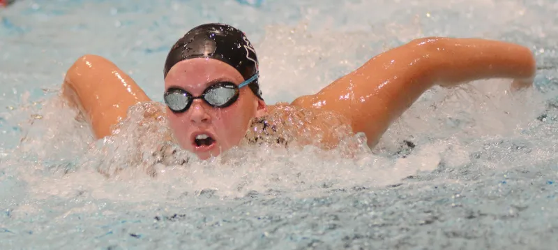 Swimmers 5th in Mason