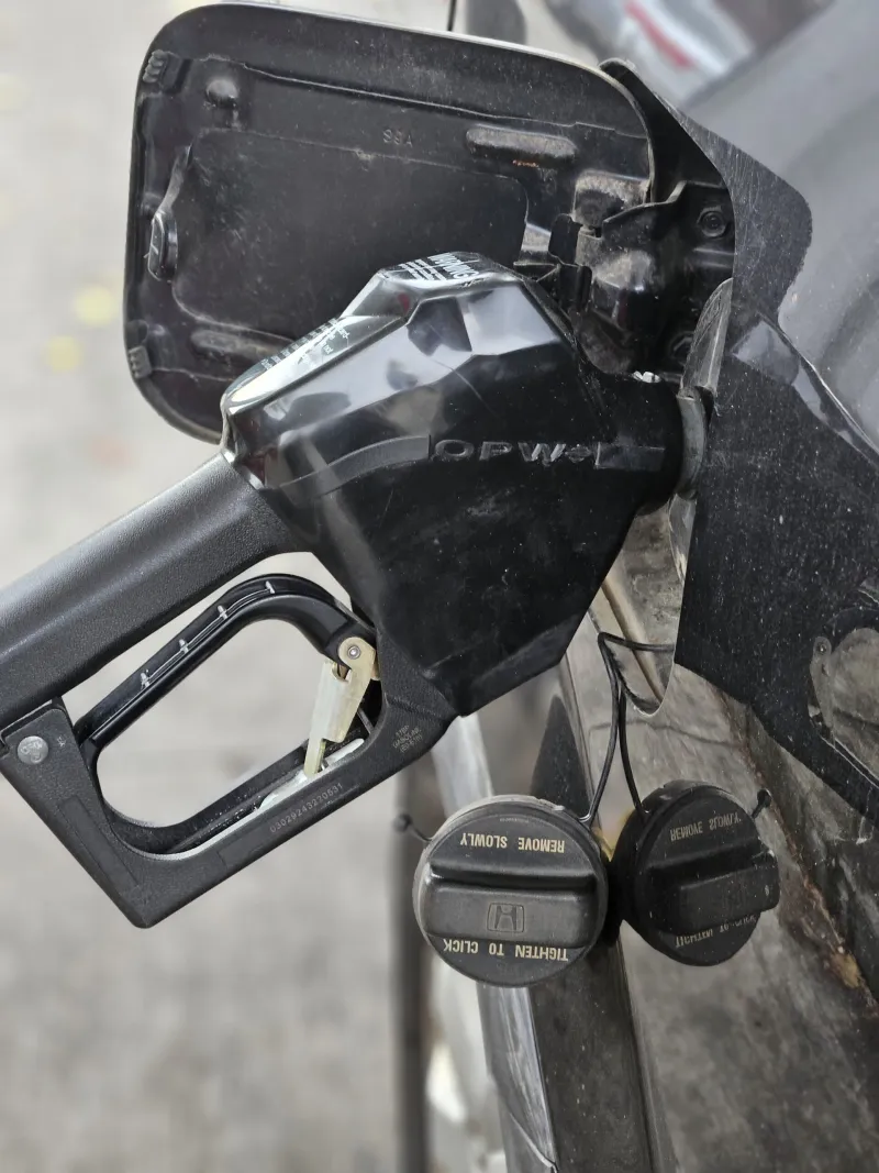 Iowa Gas Prices Drop 14 Cents to $3.89 as Crude Oil Costs Climb