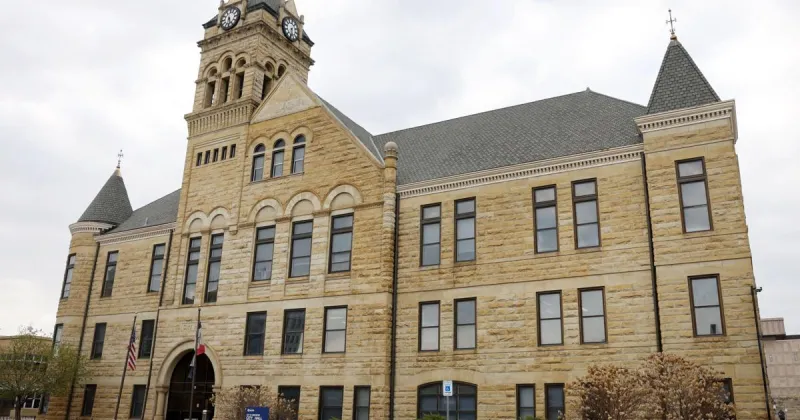 Davenport to vote on attorney's settlement next week